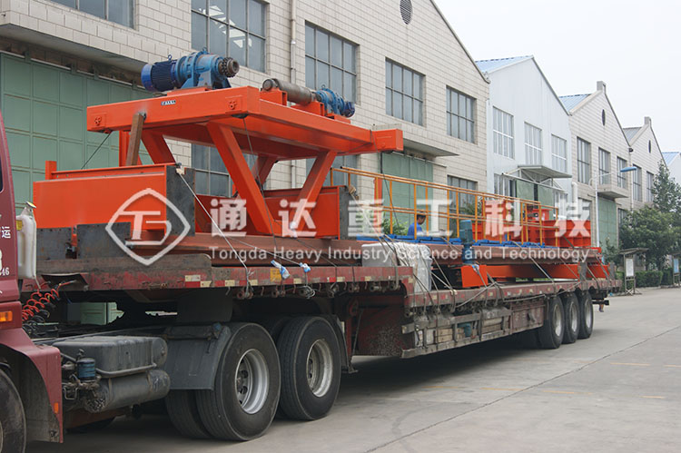 20米輪盤翻拋機發(fā)貨